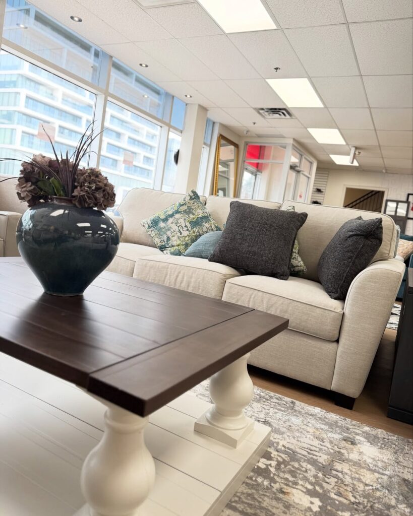 outlet store for furniture